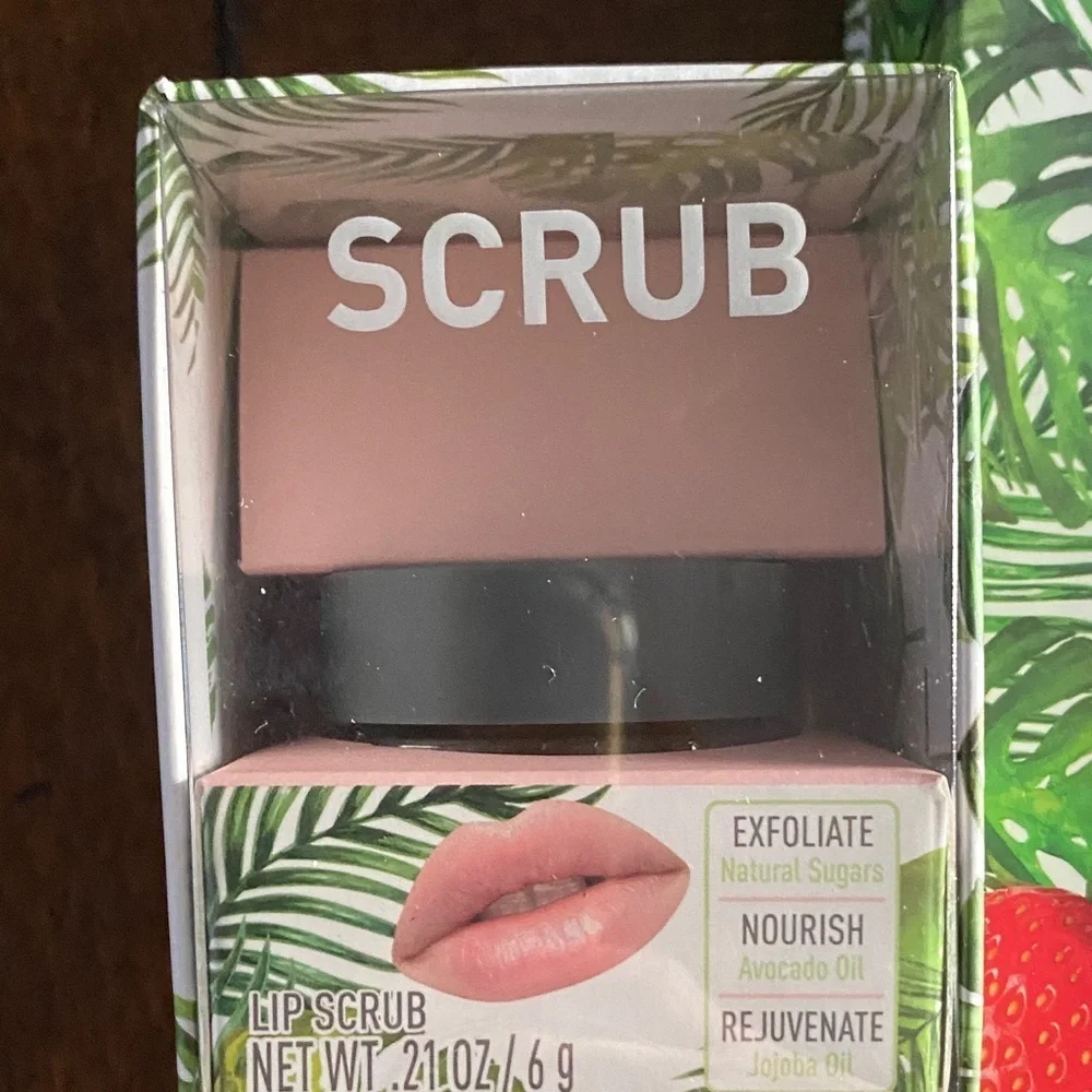 Berry & Papaya Lip Care Set